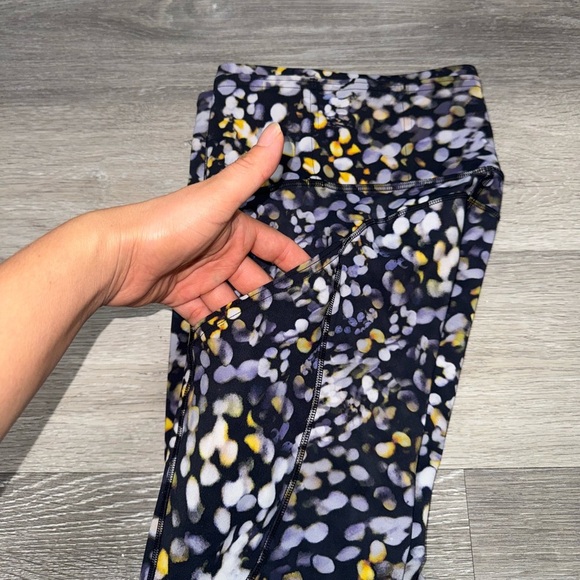 Lululemon Fast and Free Tight II 25" *Non-Reflective size 4 - Picture 13 of 16